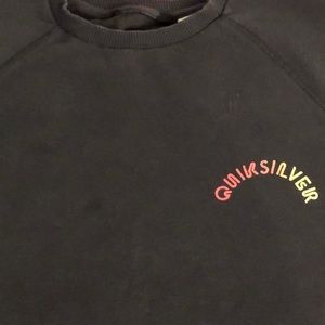 I’m selling a quicksilver sweatshirt